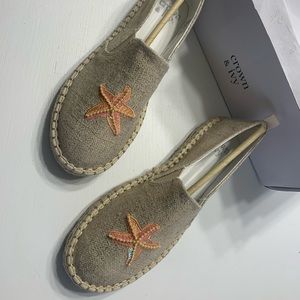 Starfish Crown and Ivy Espadrilles Size 7